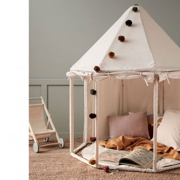 PLAY TENT