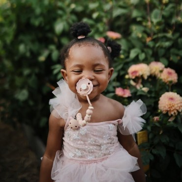 MUSHIE LUNA BLUSH PACIFIER...
