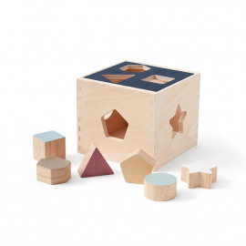 STACKABLE WOODEN CUBES